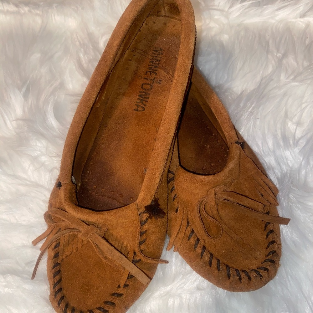 Minnetonka slip on shoes